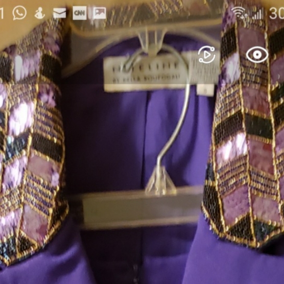 Purple/violet suit/ beaded collar - Picture 12 of 16